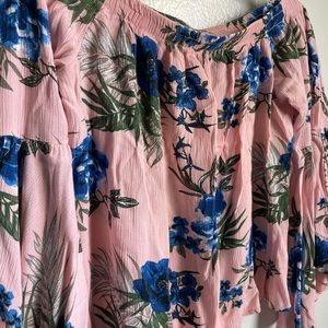 OFF  THE SHOULDER FLORAL  BLOUSE